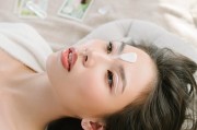 玄学博主背后的焦虑贩卖机，星座运势如何成为变现套路？