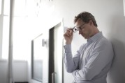 多伴侣与异性朋友间如何平衡情感与关系