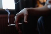 按摩师情诗揭秘都市情感漩涡