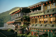 穿越无人区的生存挑战，一场生命禁区的旅行游记