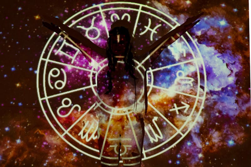 星座血型交叉下的偏见与误解揭秘
