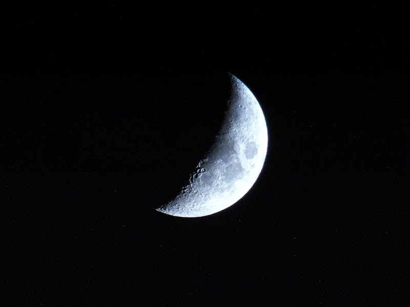 星座情感解析，隐性控制欲的星座爱情，为何让人窒息？